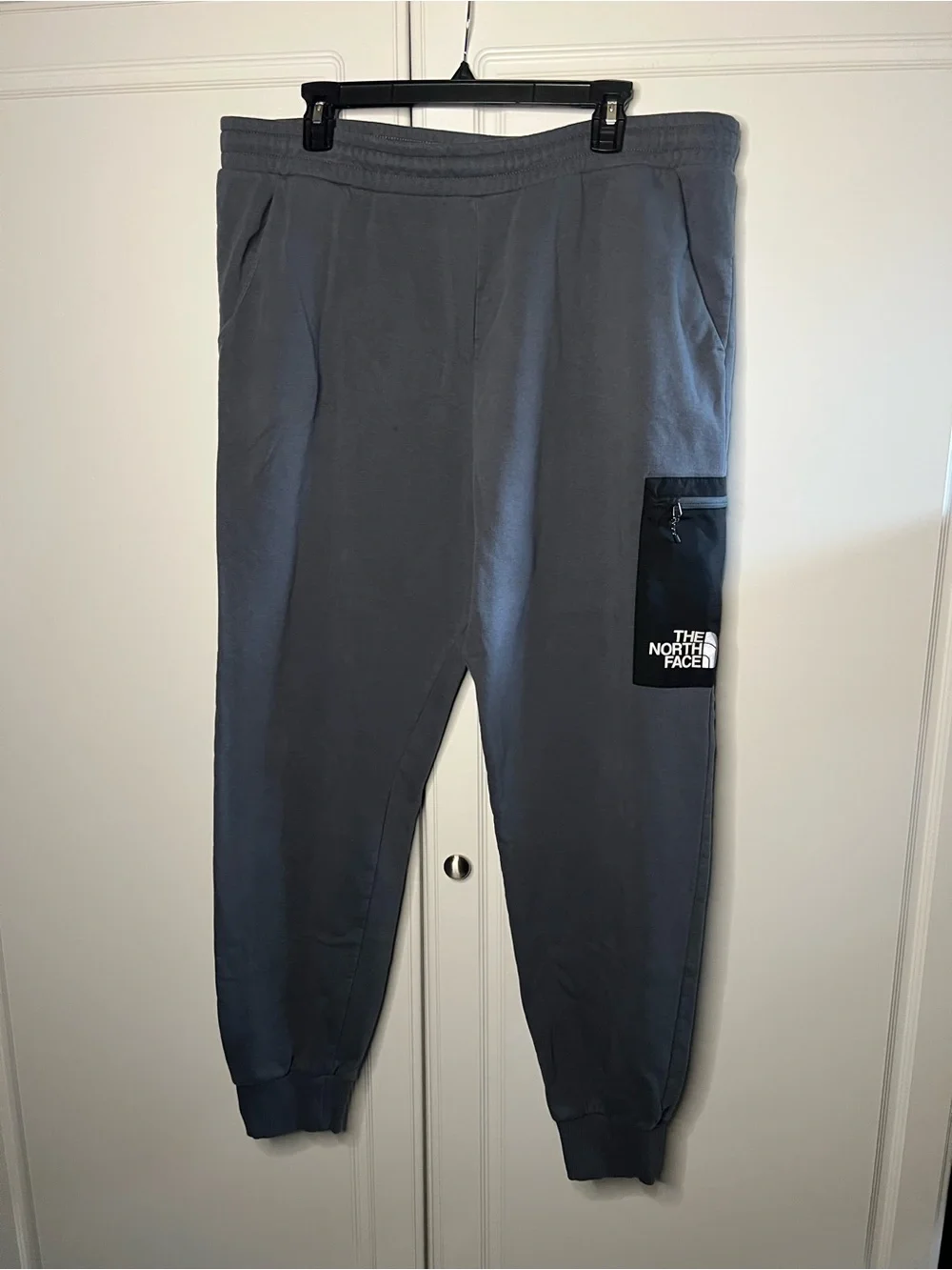 The North Face Cargo Jogger Sweatpants Utility Pocket